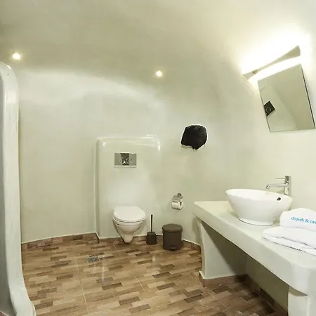 Church And Cave - Santorini Private Residences