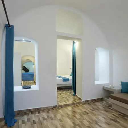 Church And Cave - Santorini Private Residences Casa de Férias