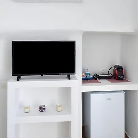 Church And Cave - Santorini Private Residences