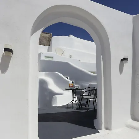 Church And Cave - Santorini Private Residences *