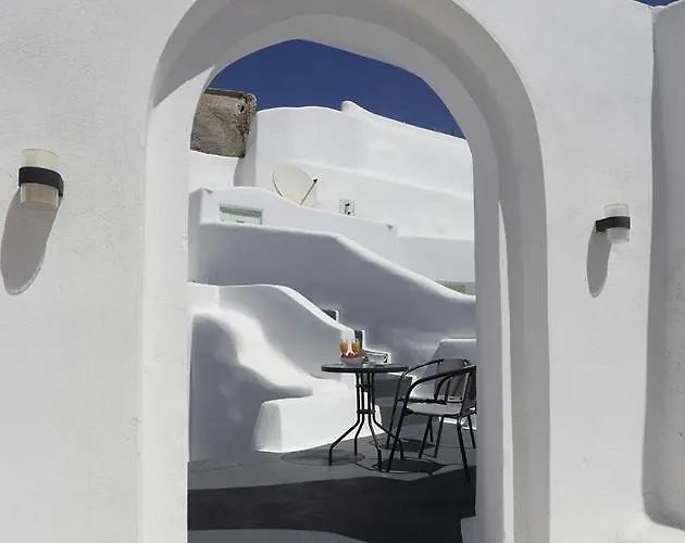 Church And Cave - Santorini Private Residences Mesaria