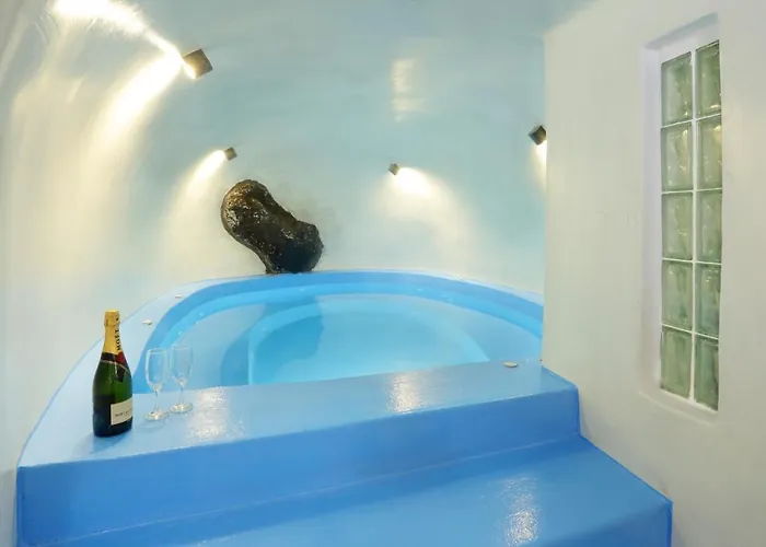 Tatil Evi Church And Cave - Santorini Private Residences Mesaria