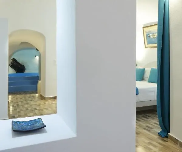 Church And Cave - Santorini Private Residences *