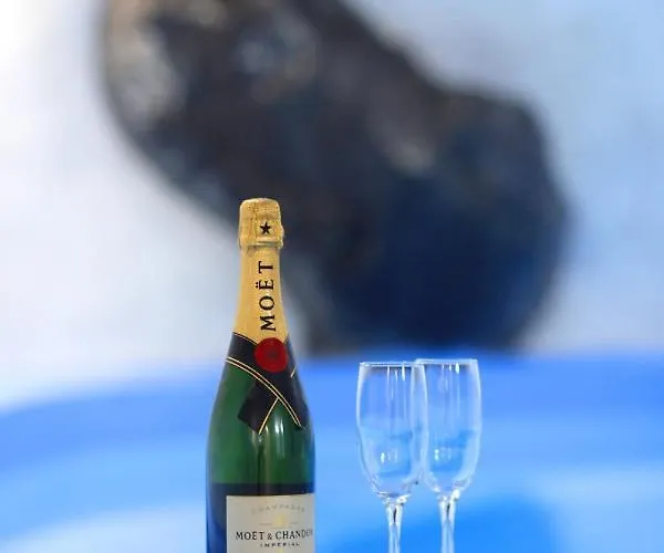 Church And Cave - Santorini Private Residences Tatil Evi