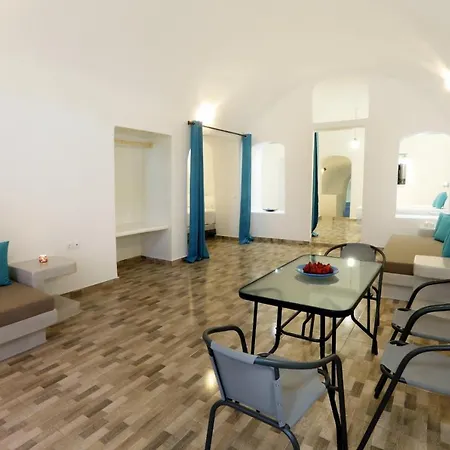 Church And Cave - Santorini Private Residences * メッサリア