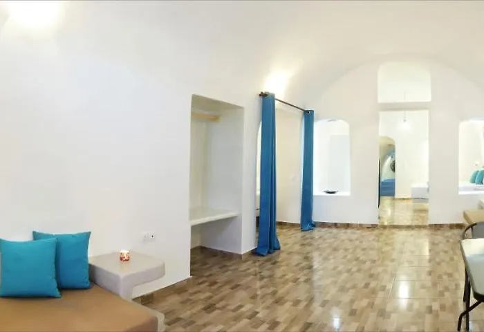 別荘 Church And Cave - Santorini Private Residences メッサリア