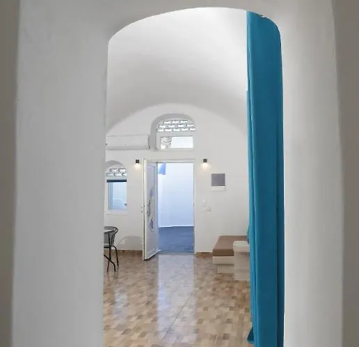 Semesterbostad Church And Cave - Santorini Private Residences Mesaria